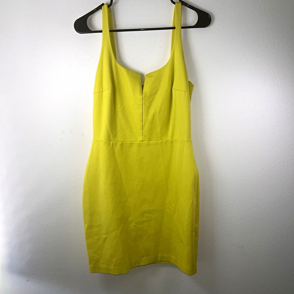 bar III Women's Yellow V-Neck Sleeveless Mini Bodycon Zip Back Dress M